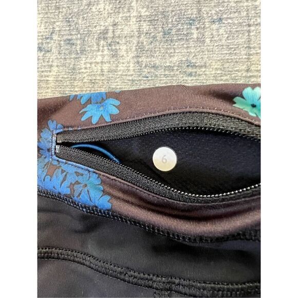 Lululemon Run: Inspire Crop II Black / Petal Pop Multi Size 6 - Picture 4 of 8